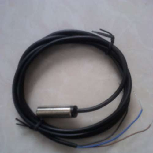 供应全新包装单极性霍尔传感器CHE12-10N1图片NJK-5002C