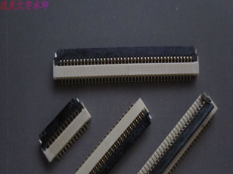 FPC连接器,间距0.5mm,高1mm,PIN数8pin 翻盖下接式SMT