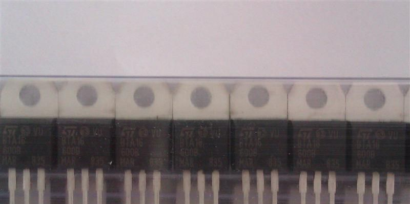 供应ST肖特基可控硅BTA16-600B
