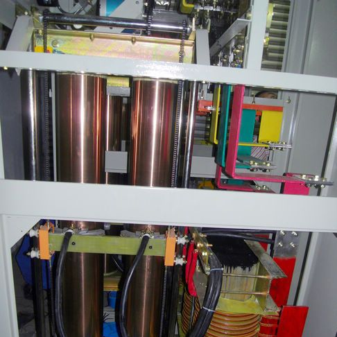高精度全自动三相交流稳压器SBW-1600KVA