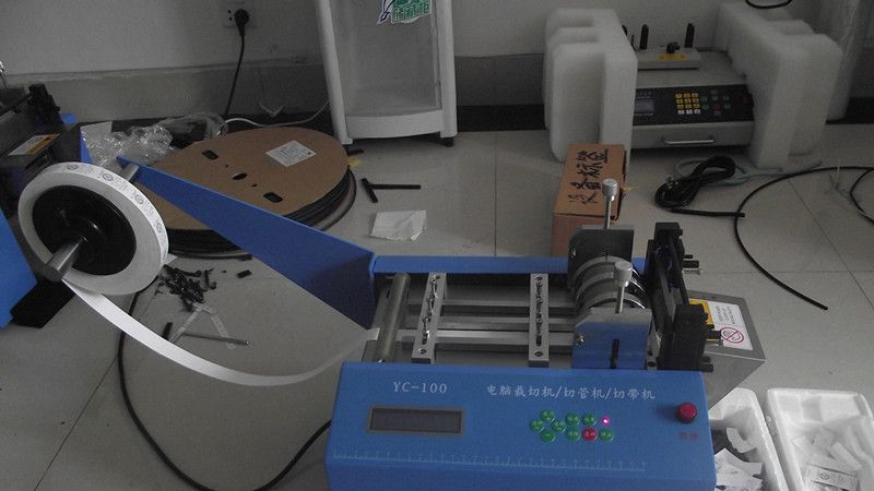 益创热缩管裁切管机|硅胶管裁切管机|PVC管裁切管机|塑胶软管裁切管机|输液管裁切管机