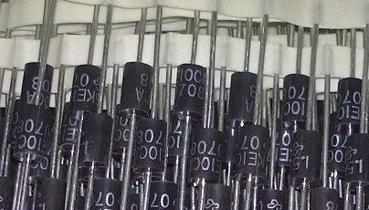 1.5KE62A   1.5KE62CA   1.5KE系列TRANSZORB瞬态电压抑制器