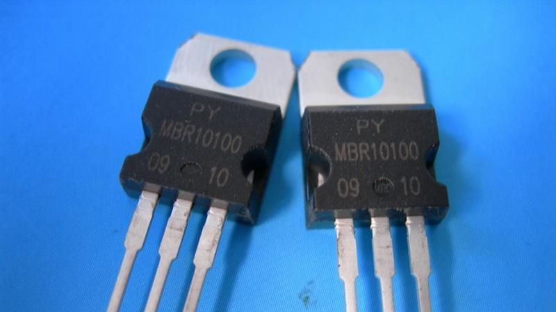 肖特基二极管MBR1030