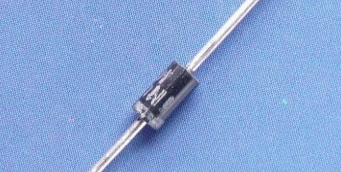 厂家直销肖特基二极管SR5820