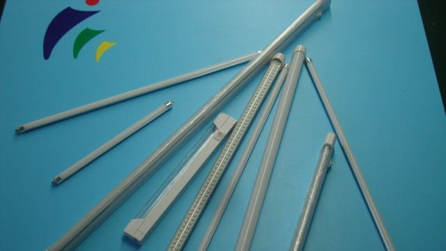 飞龙达生产贴片LED日光灯管