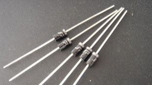 瞬态抑制二极管 P6KE22CA