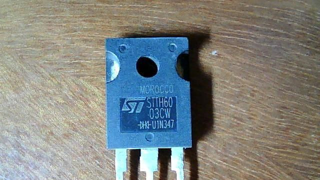 热卖进口拆机三极管STTH6003CW.【翻新】