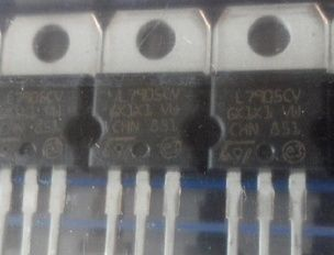 ST线性稳压三极管   L7905CV