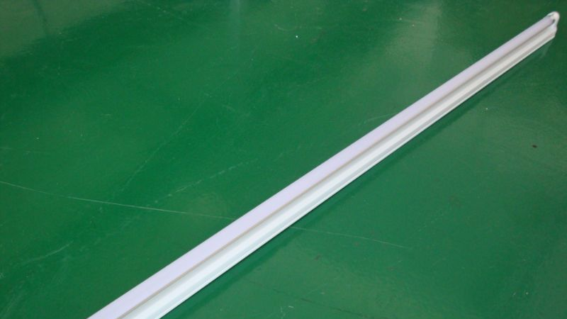 厂家批发LED-T10日光灯 LED日光灯 18W LED灯 LED灯管
