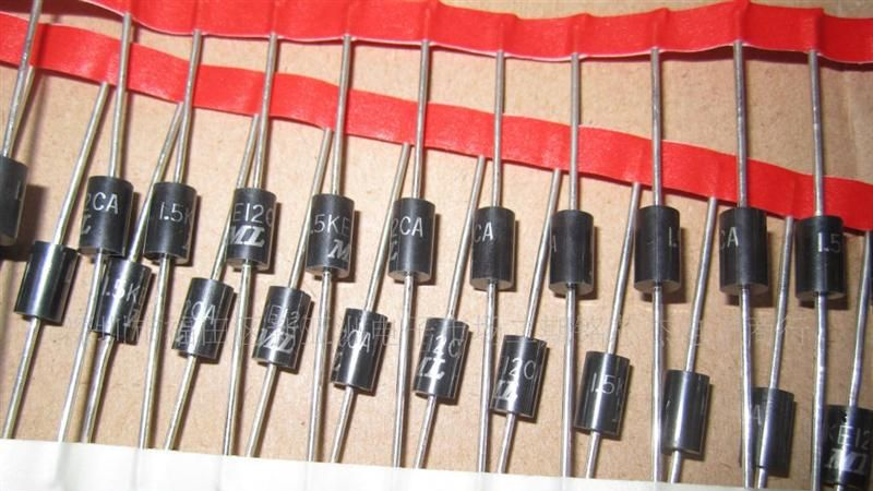 1.5KE82CA现货供应双向TVS瞬变抑制直插二极管