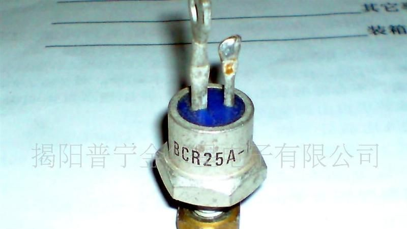 供应批量热销双向可控硅BCR25A-10
