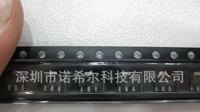 现货供应全新环保贴片三极管 2SB772 B772 SOT-89