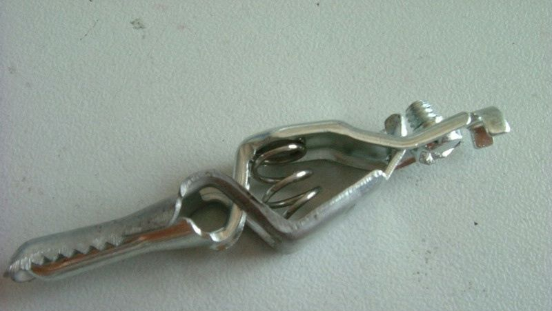 供应长嘴、铁质鳄鱼夹、弹簧夹