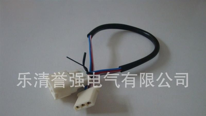 供应汽车连接器、汽车线束、汽车后视镜线束