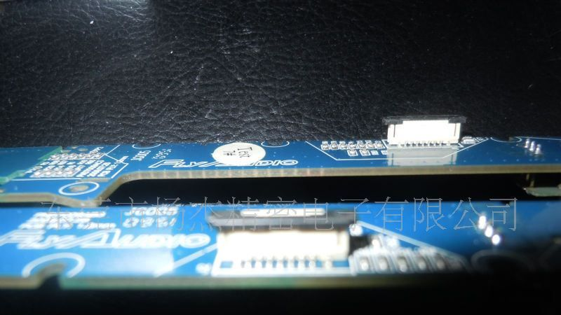 厂家直销掀盖式0.5间距22PIN  FPC插座