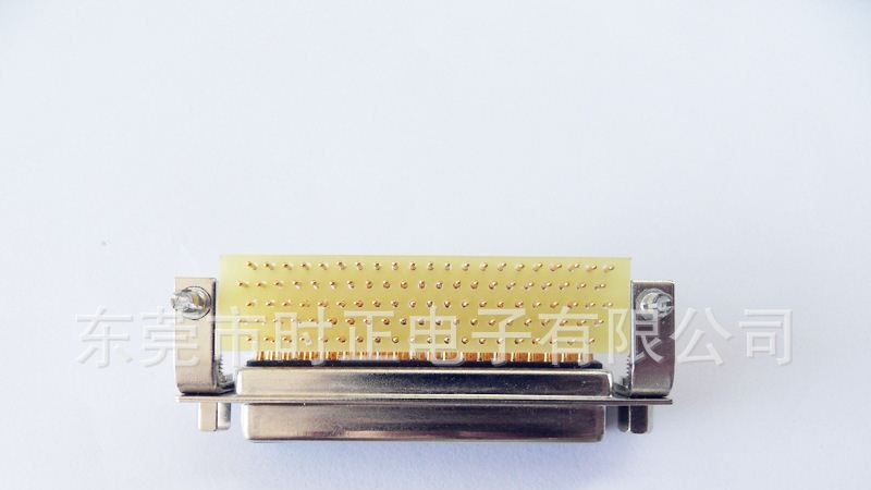 D-SUB连接器HDR104PIN焊板式车针接插件