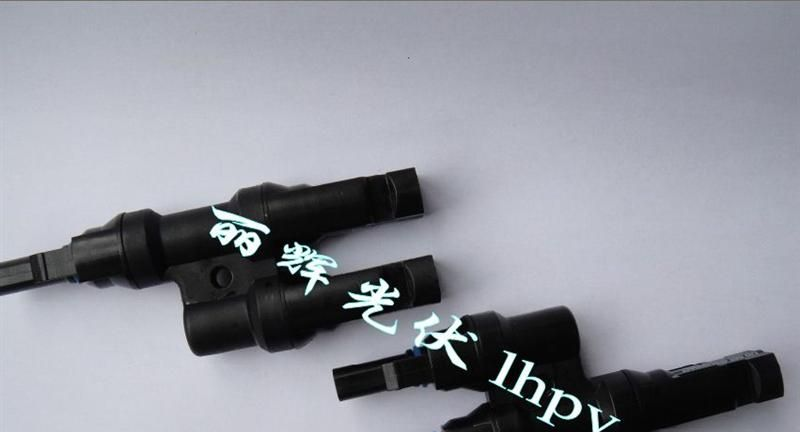 国产高性能低损耗优质低价TUV认证MC4太阳能光伏连接器