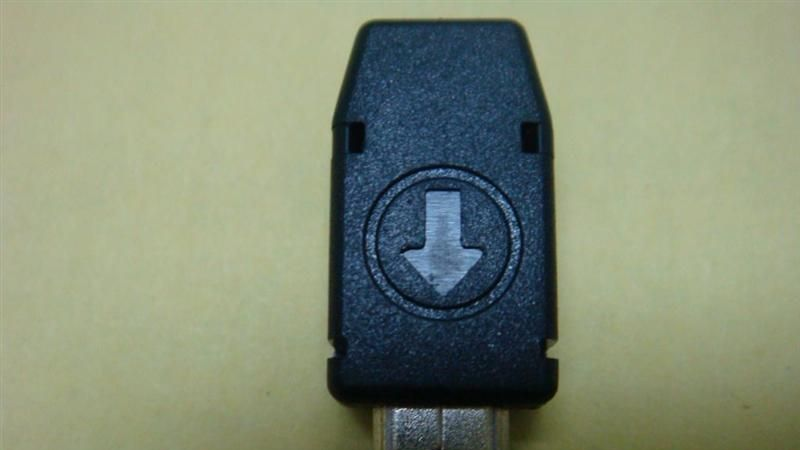 供应MOTO V3超薄插头/可生产短路