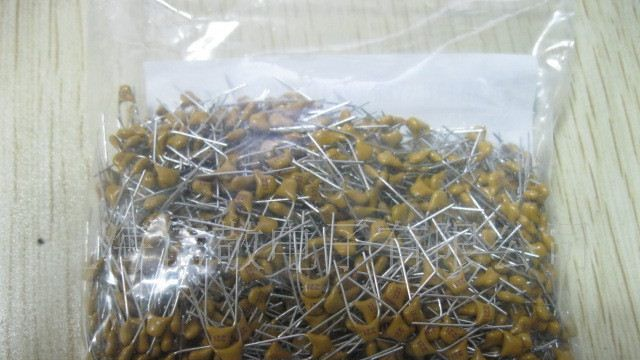 【厂家供应】优质供应 贴片电阻电容 火热畅销【生产】