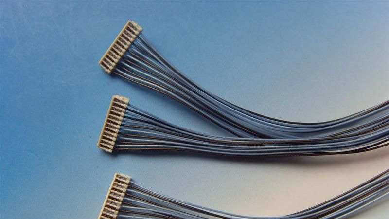 JST 12SUR-32S 对 SHR-12V-S-B 端子线 0.8mm/1.0mm 小间距线束