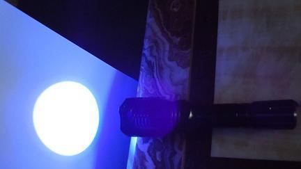 供应5W 365nm大功率紫外光LED手电筒