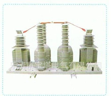 供应10KV  高压穿墙式浇注绝缘 全封闭电流互感器 LAJ-10