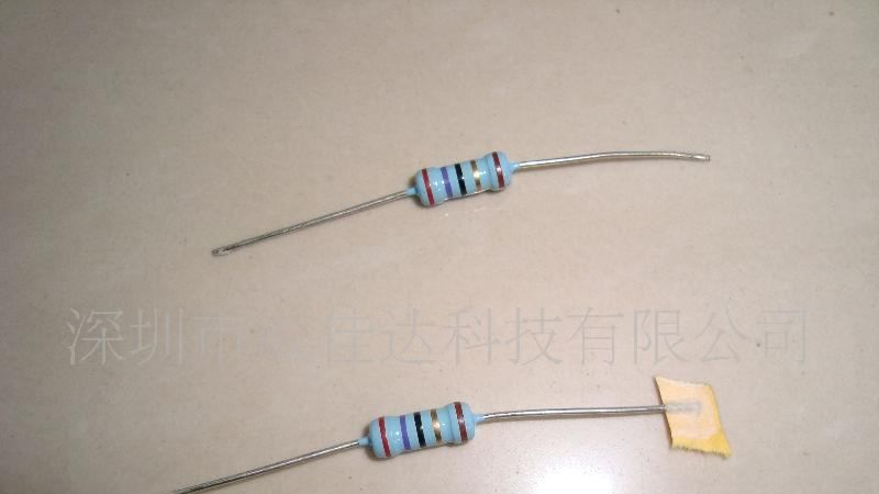 金属膜电阻器