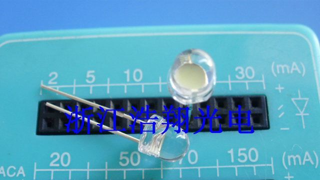 厂家直销F5圆头低胶体led   5-6流明  晶元芯片