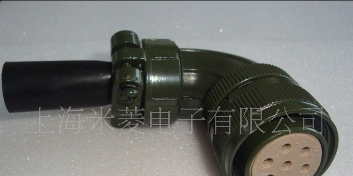 航空插头
