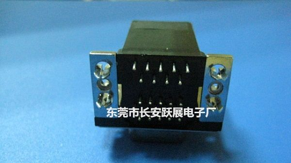 D-SUB 双层DR9M-HDR15F(5.08) 铆合 90度插板式 电子连接器