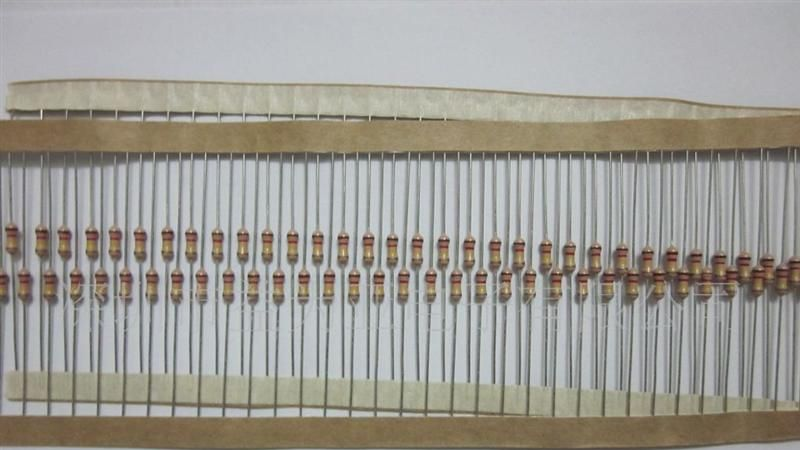 插件碳膜电阻1/4W  2.2KR    5%