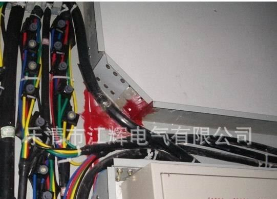 供应低压路灯连接器；穿刺线夹
