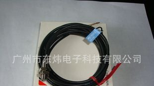 现货供应基恩士（KEYENCE）通用型传感器EH-114全新包装配件齐全