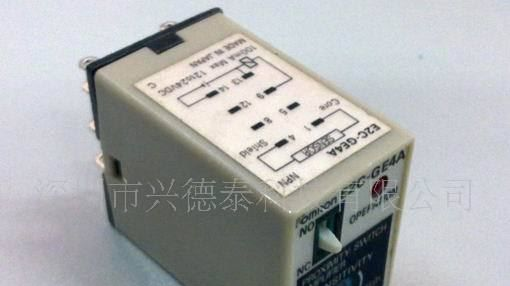 OMRON欧姆龙E2C-GE4B光电传感器
