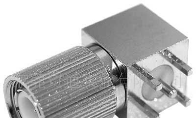 8. 1.6 /5.6 PLUG R/A FOR PCB L9同轴连接器 L9射频连接器