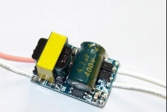 LED外置电源 3w 85-265v 质保二年 效率75%  PF值0.65