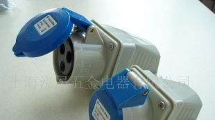 供应工业插头,防水插头,工业连接器.组合箱体