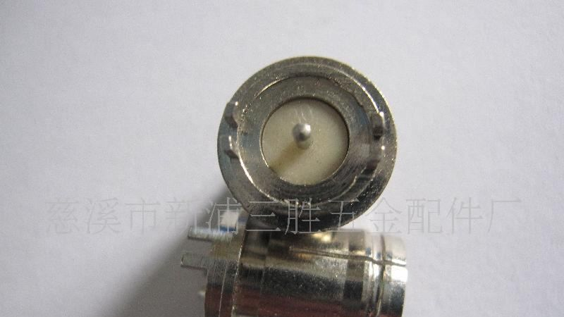 低价销售物美价廉优质新浦F头、连接器