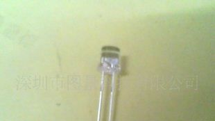 本厂生产5mm平头白发红LED；平头红光发光二极管，平头红光