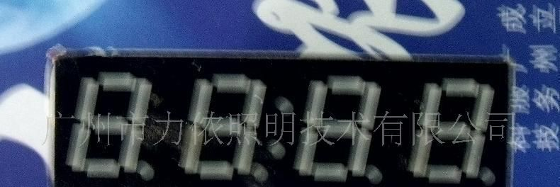 0.28英寸四位数码(LN2481)