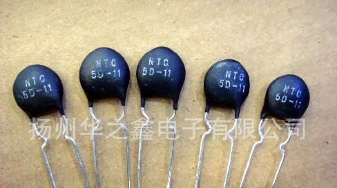 【供应】供应优质金属膜电阻  1/4W（价格便宜）