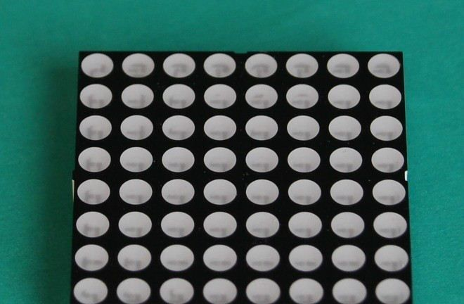 供应室内F3.75单红点阵模块+P4.75单色