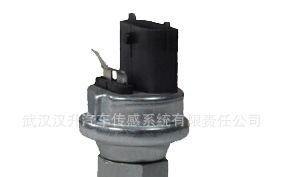 供应潍柴612600080875压力传感器（陕汽德隆，德御、欧曼重卡）