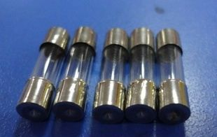 批发供应：5*20普通型F2A电流保险丝管 快断2A 可申请特价