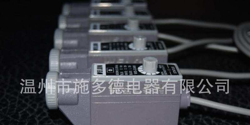 KS-C2 色标传感器 颜色检测 标识检测