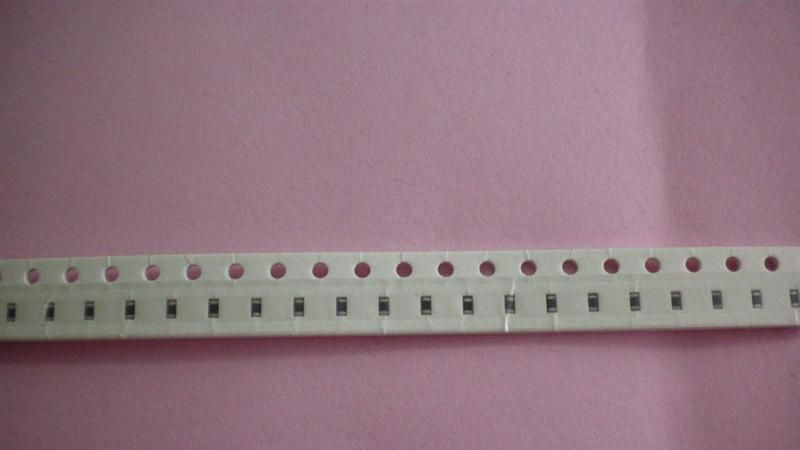 供应　0210贴片磁珠电感　600Ｒ以下　　价格优惠还含运哟！