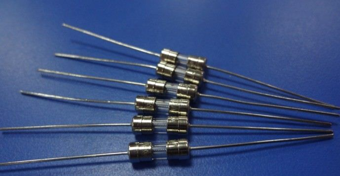 批发供应:T3.6*10 慢断T3.15A 高品质环保UL CSA电流保险管