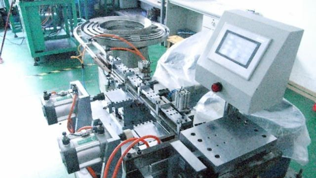 AMP2.54连接器 线束连接器 接插件 KR2546 黑色连接器