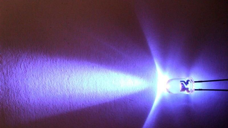 小功率5mm395-405nm自主封装F5防伪专用UVLED