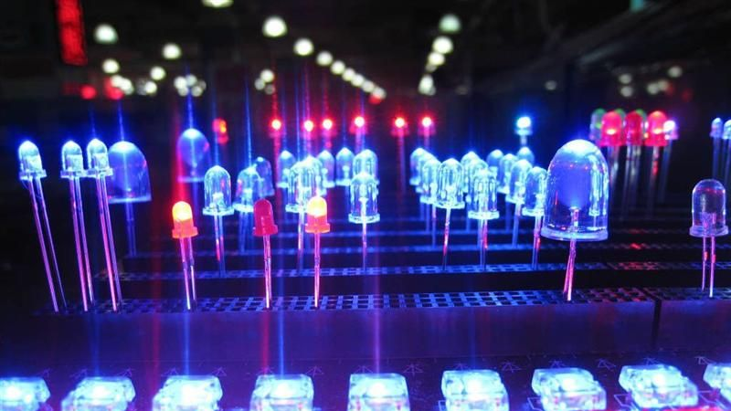 特价主打F5白灯、5MM白灯草帽抗光衰大杯白灯、照明用灯